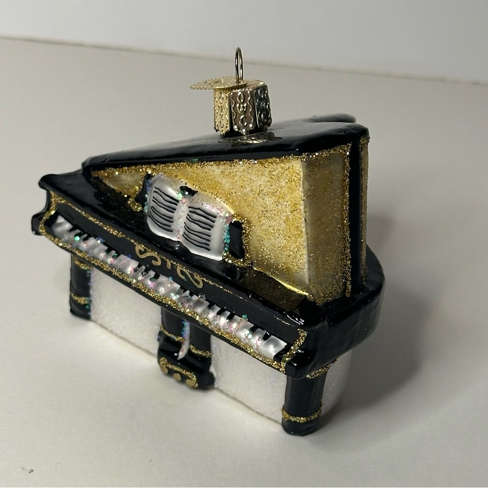 Old World Christmas Baby Grand Piano Hand Blown Glass Holiday Ornament - Picture 4 of 11